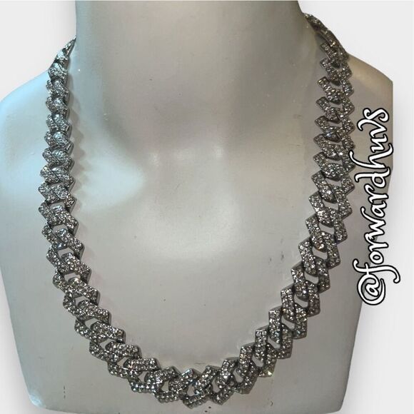 Silver Tone Rhinestone Covered Bling Necklace with Hidden Clasp - Picture 1 of 8